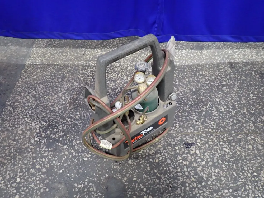 Victor Equipment Turbo Tote