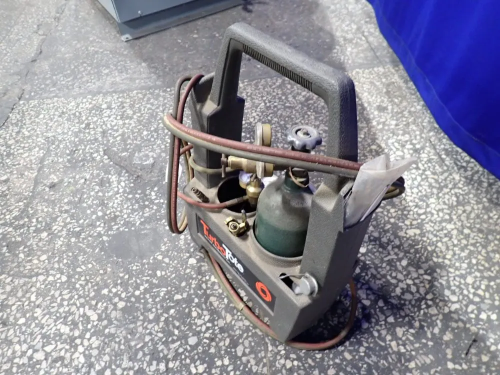 Victor Equipment Turbo Tote