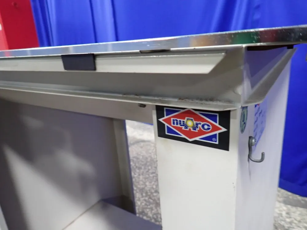 Nuarc 31" X 26" X 38" Light Table - Vlt23f