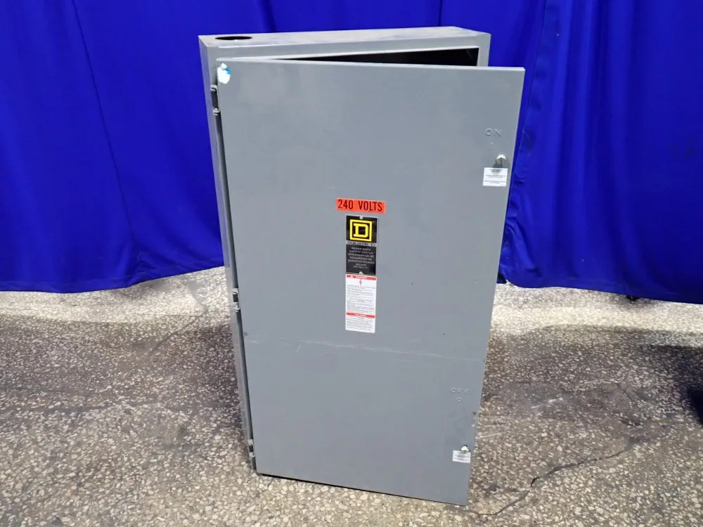 Square D 400 A Fusible Disconnect - H325