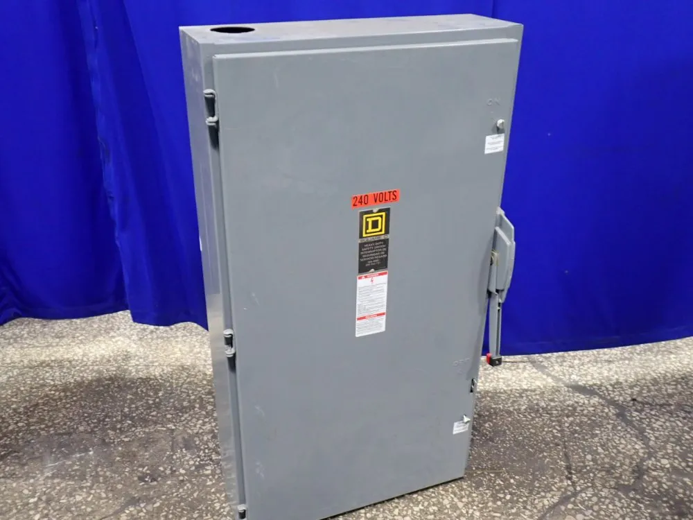 Square D 400 A Fusible Disconnect - H325