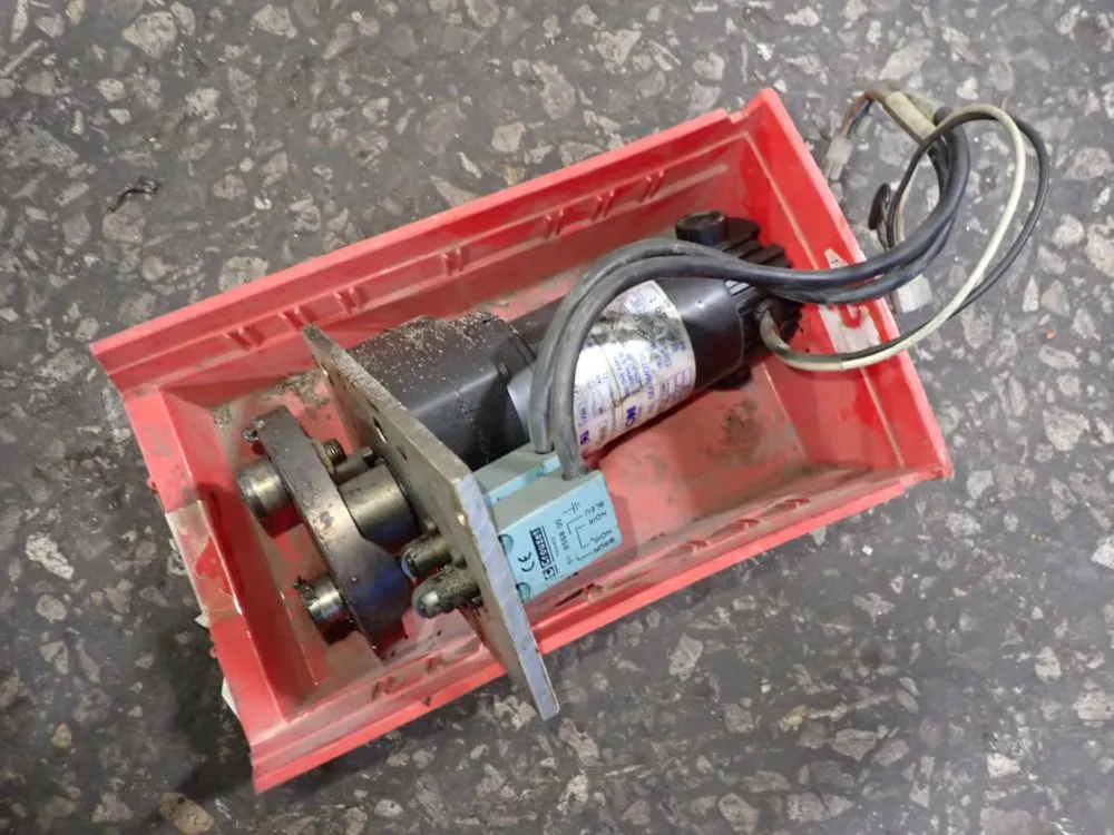 Bison 1/20 Hp Motor - 507-01-123h