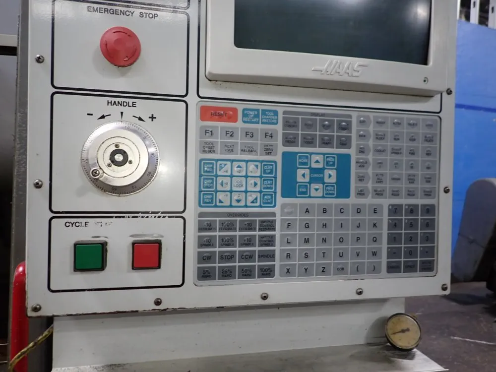 Haas 14" X 26" Cnc Vmc - Vf-0