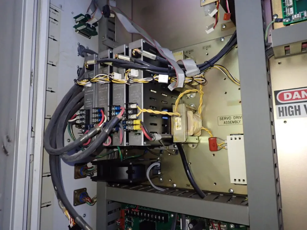 Haas 14" X 26" Cnc Vmc - Vf-0