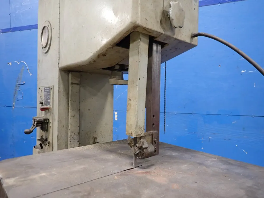 Doall 16" Vertical Band Saw - 1612-0