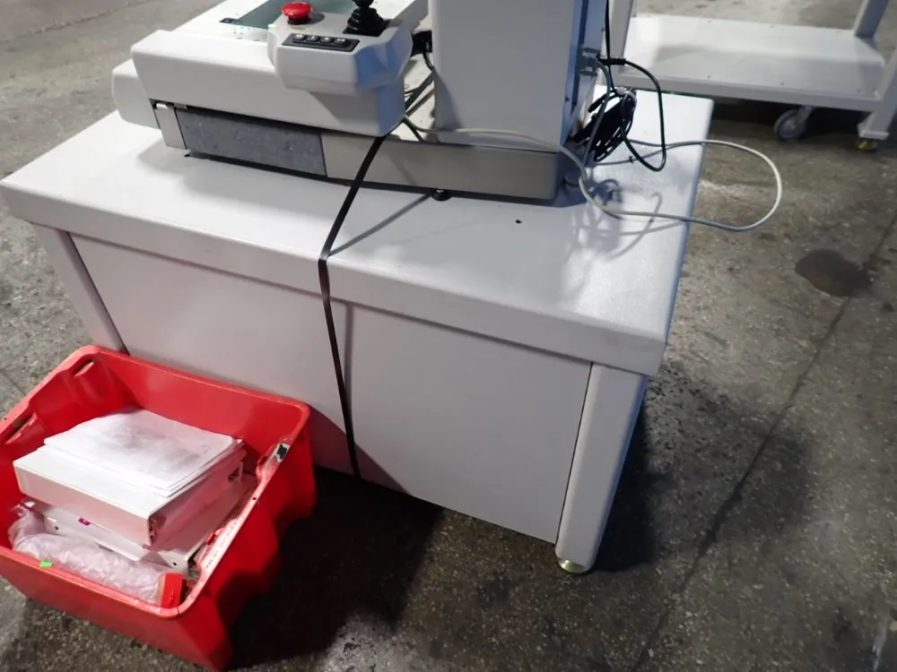 Micro-vu 6 1/2" X 8 X 1/2" Measurement Machine - Vertex 250