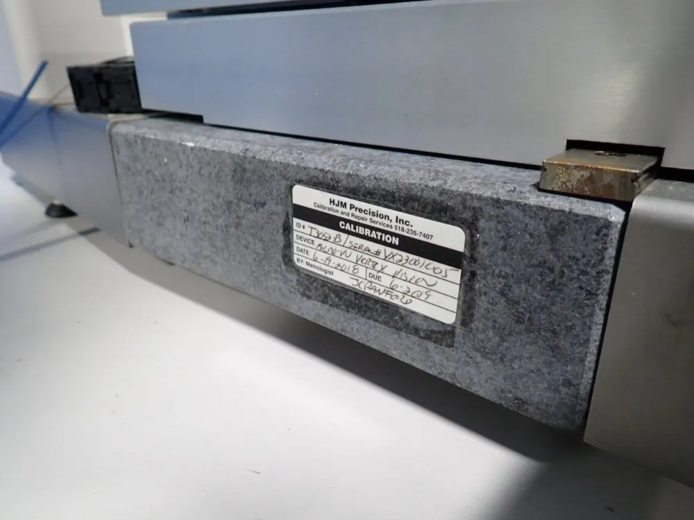 Micro-vu 6 1/2" X 8 X 1/2" Measurement Machine - Vertex 250