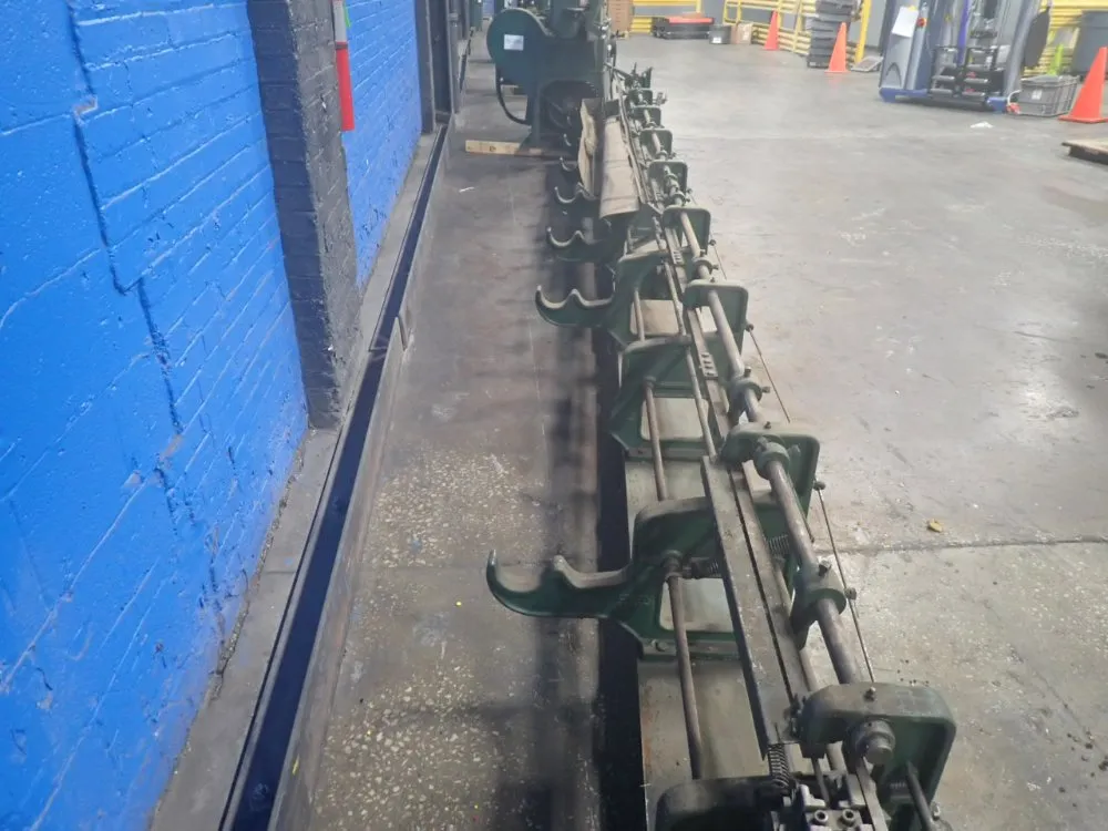 The Lewis Machine Co. Wire Straightener/cutter - 4-f