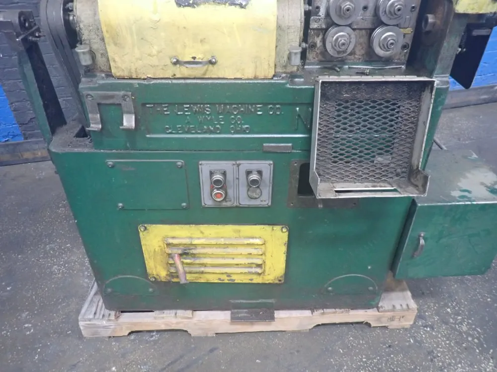 The Lewis Machine Co. Wire Straigtener & Cut Off - 2cg