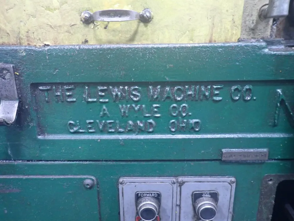 The Lewis Machine Co. Wire Straigtener & Cut Off - 2cg