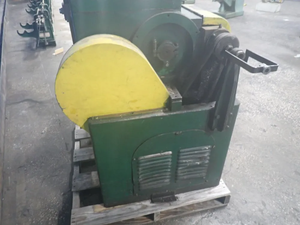 The Lewis Machine Co. Wire Straigtener & Cut Off - 2cg