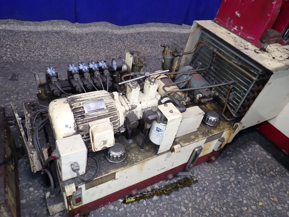 Falcon Chevalier Universal Grinder - Gu-1440a