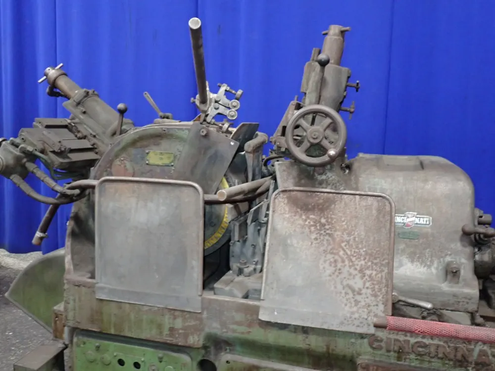 Cincinnati 6" Wheel Centerless Grinder