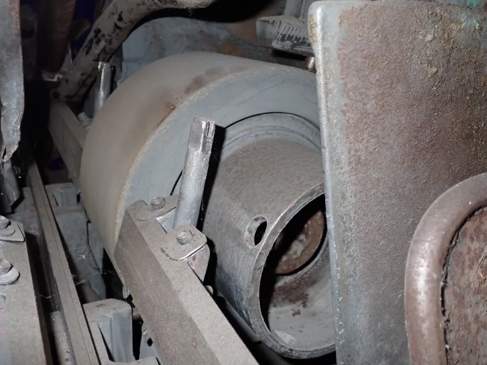 Cincinnati 6" Wheel Centerless Grinder