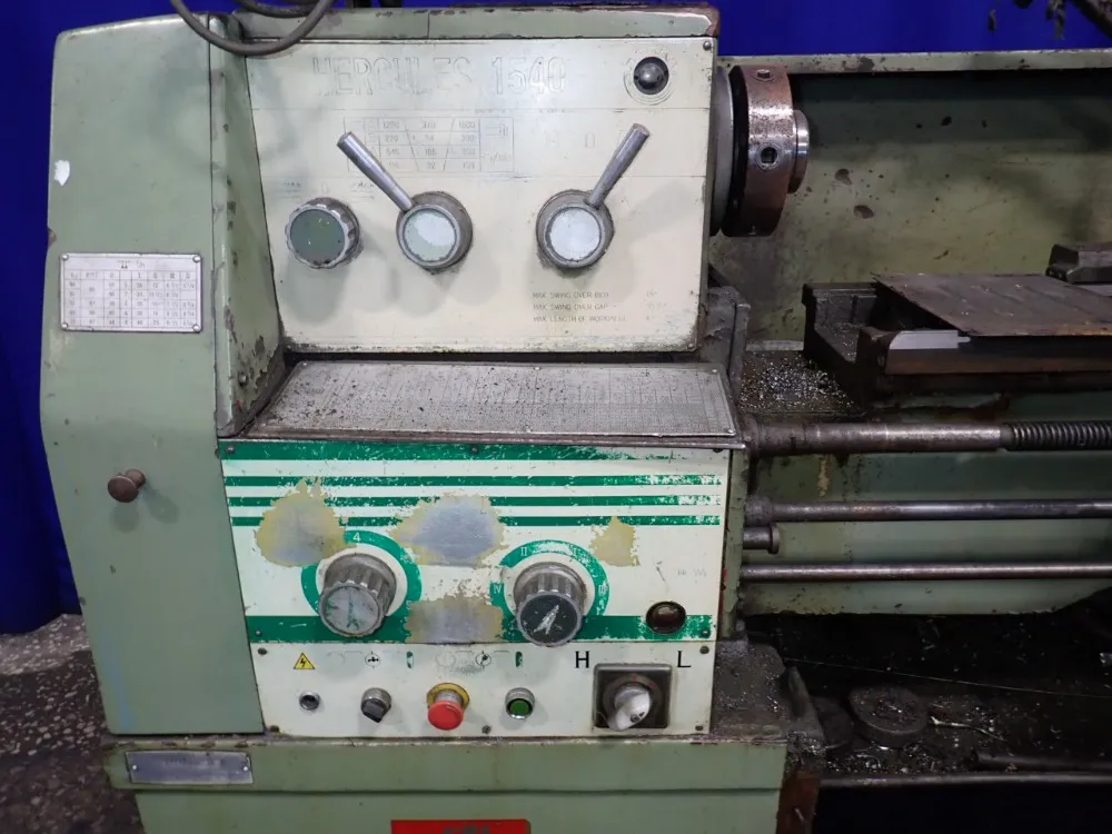 Hercules 20" / 15" X 52" Gap Bed Lathe - 1540