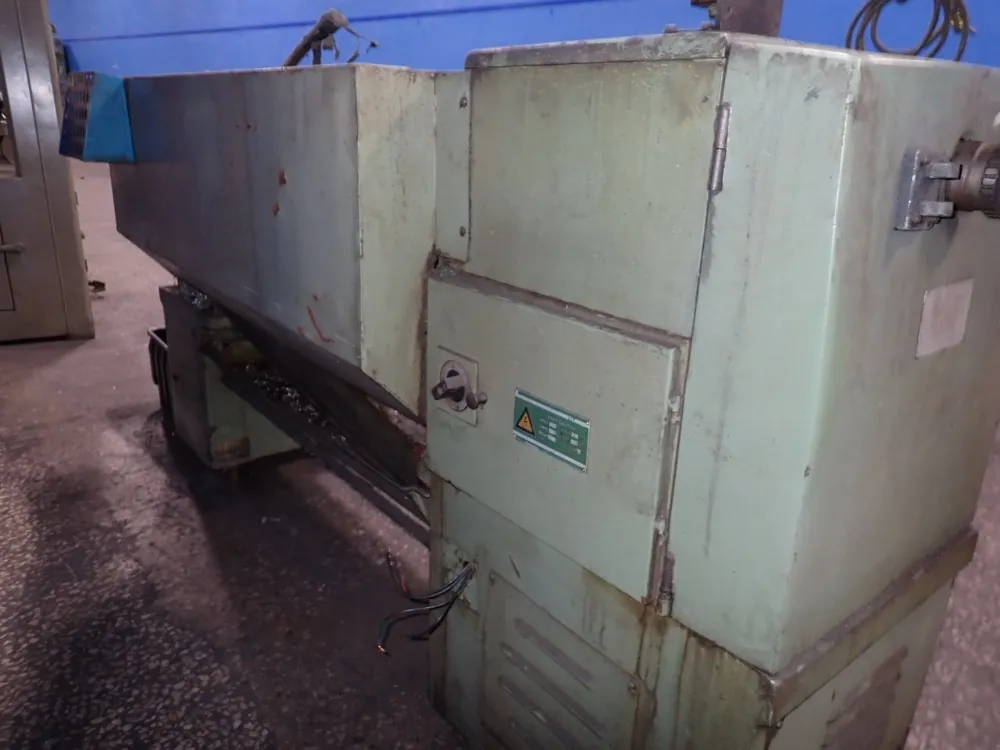 Hercules 20" / 15" X 52" Gap Bed Lathe - 1540