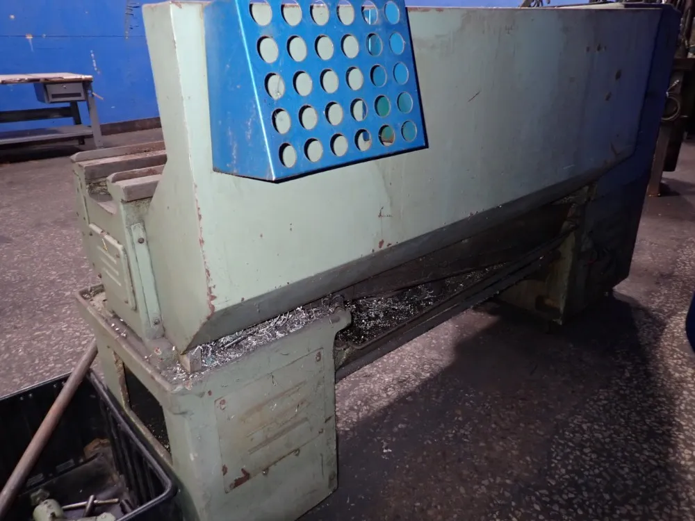 Hercules 20" / 15" X 52" Gap Bed Lathe - 1540