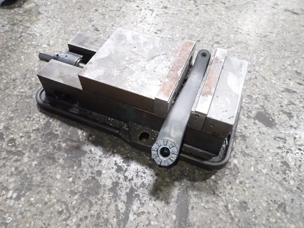 Yuasa International Inc 6" Vise - 550-603