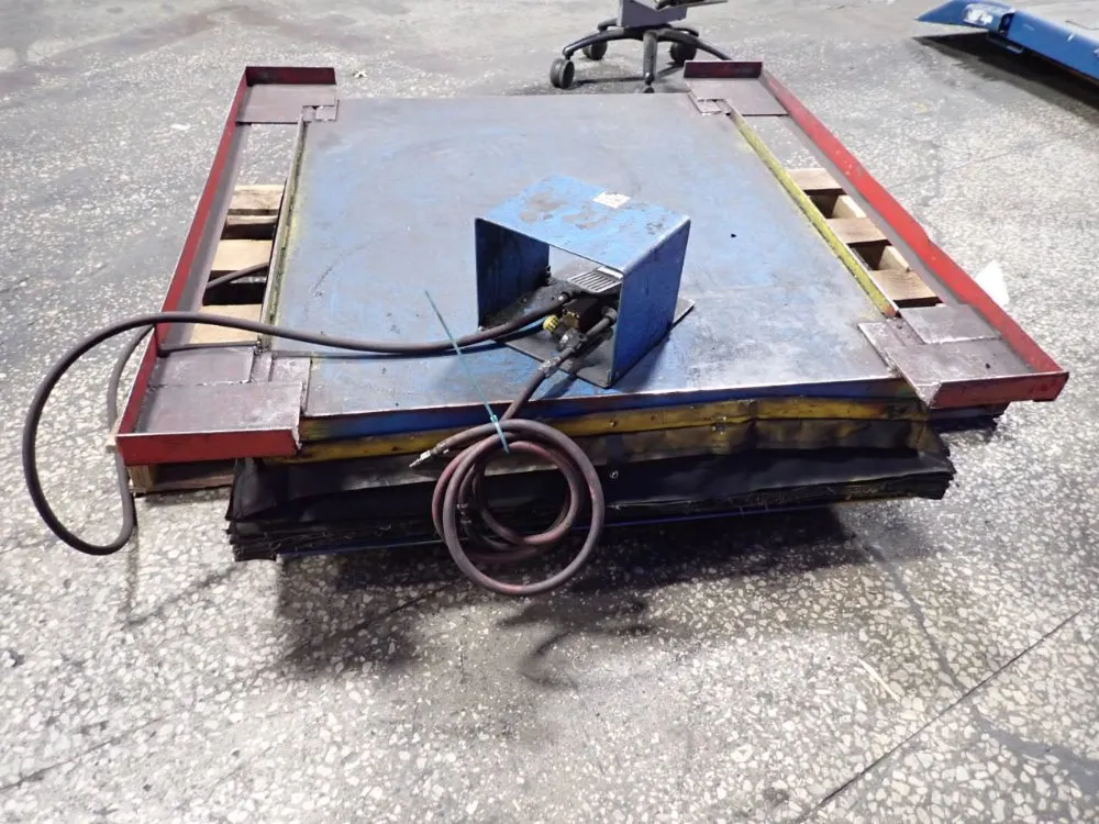 Air Caster Corp 48" X 42" Lift Table