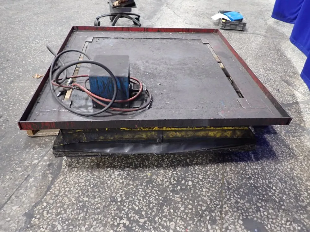 53 1/2" X 55" Lift Table