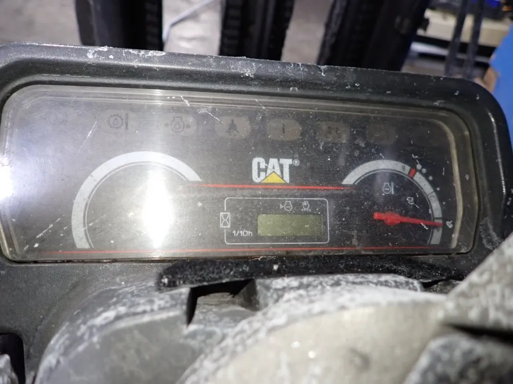 Caterpillar 4750 Lbs Propane Forklift - C5000