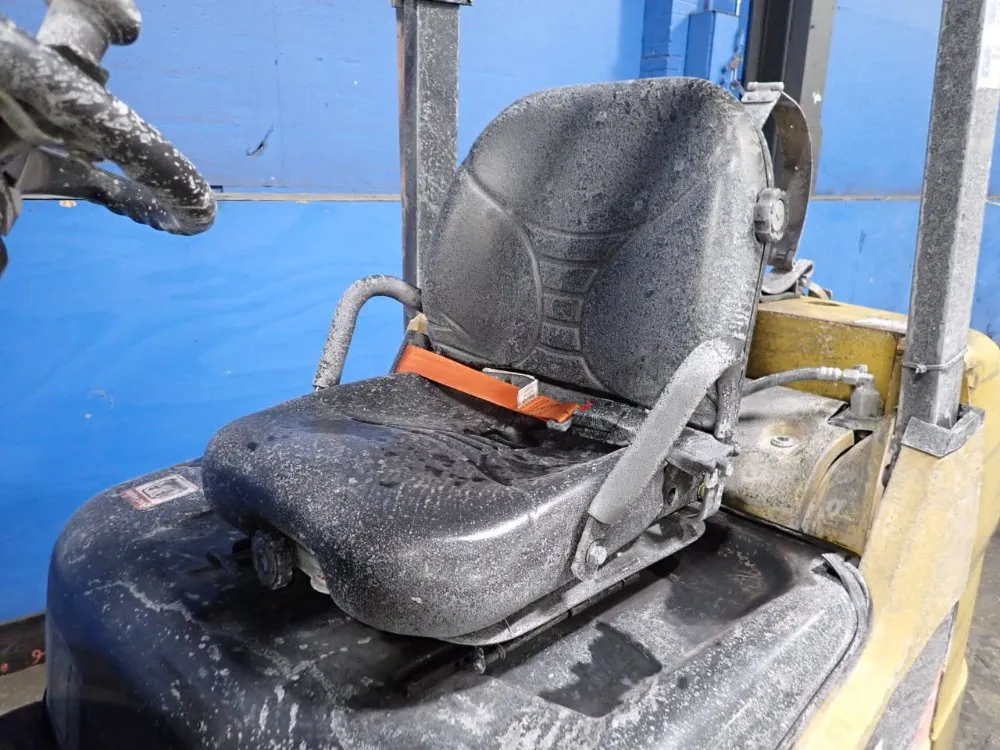 Caterpillar 4750 Lbs Propane Forklift - C5000