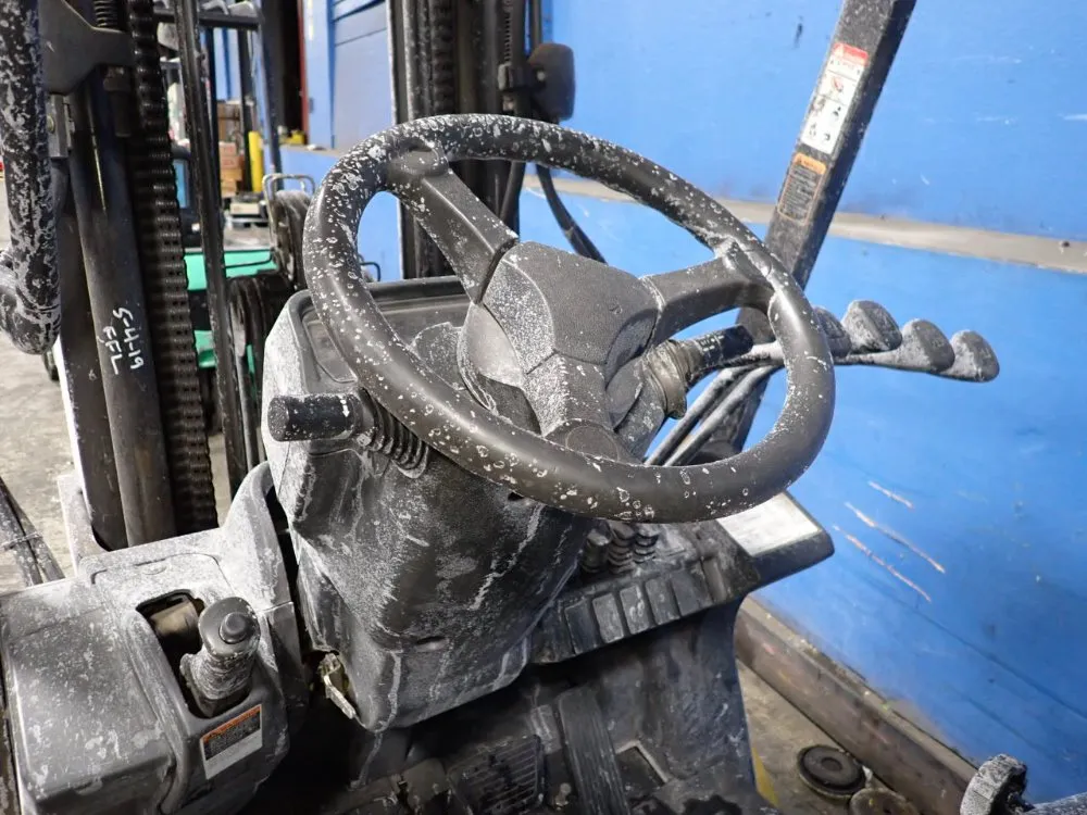 Caterpillar 4750 Lbs Propane Forklift - C5000