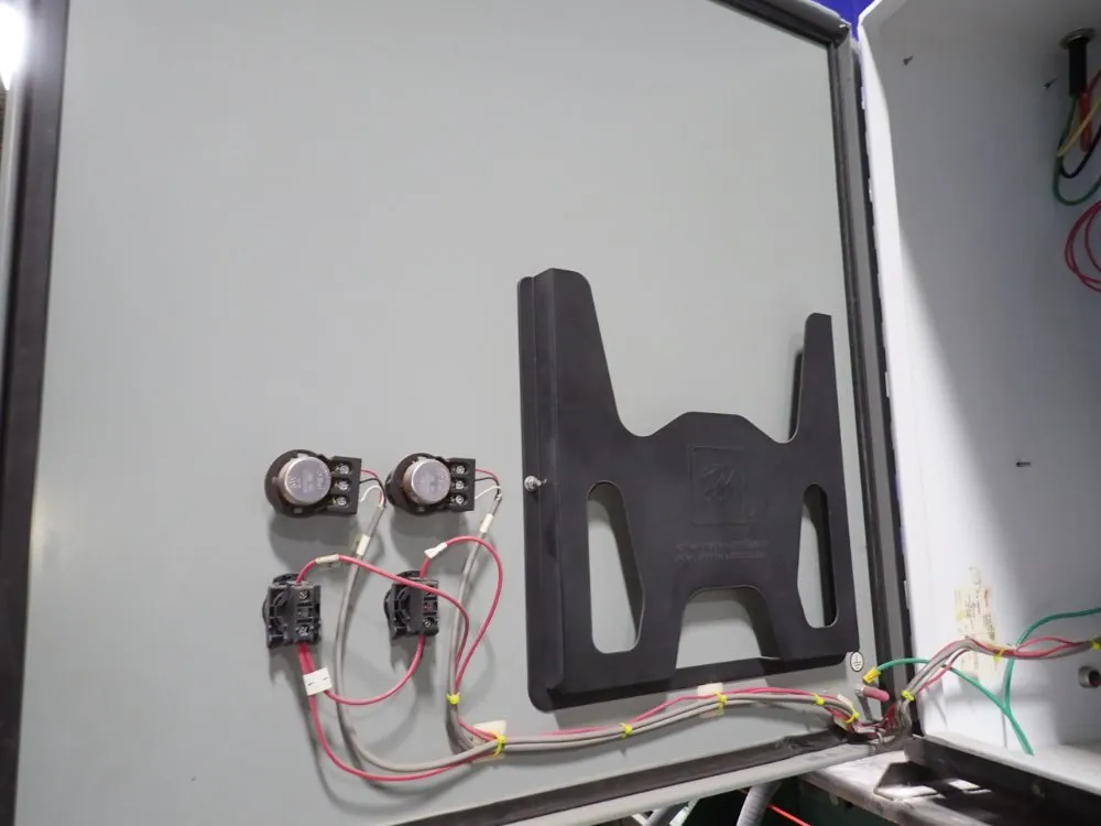 Roach Conveyors 50" X 140" Press Roller