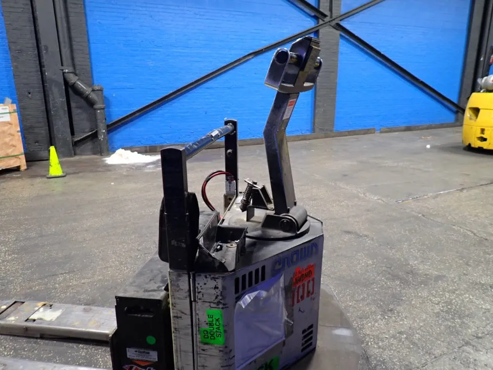 Crown 6000 Lbs Electric Pallet Jack - 60pe-27-3