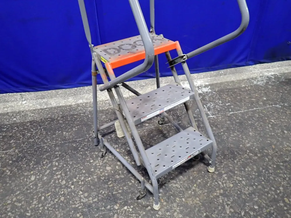 U Design 450 Lbs Portable Ladder