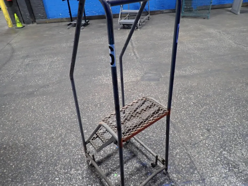 Tri-arc Portable Stairs