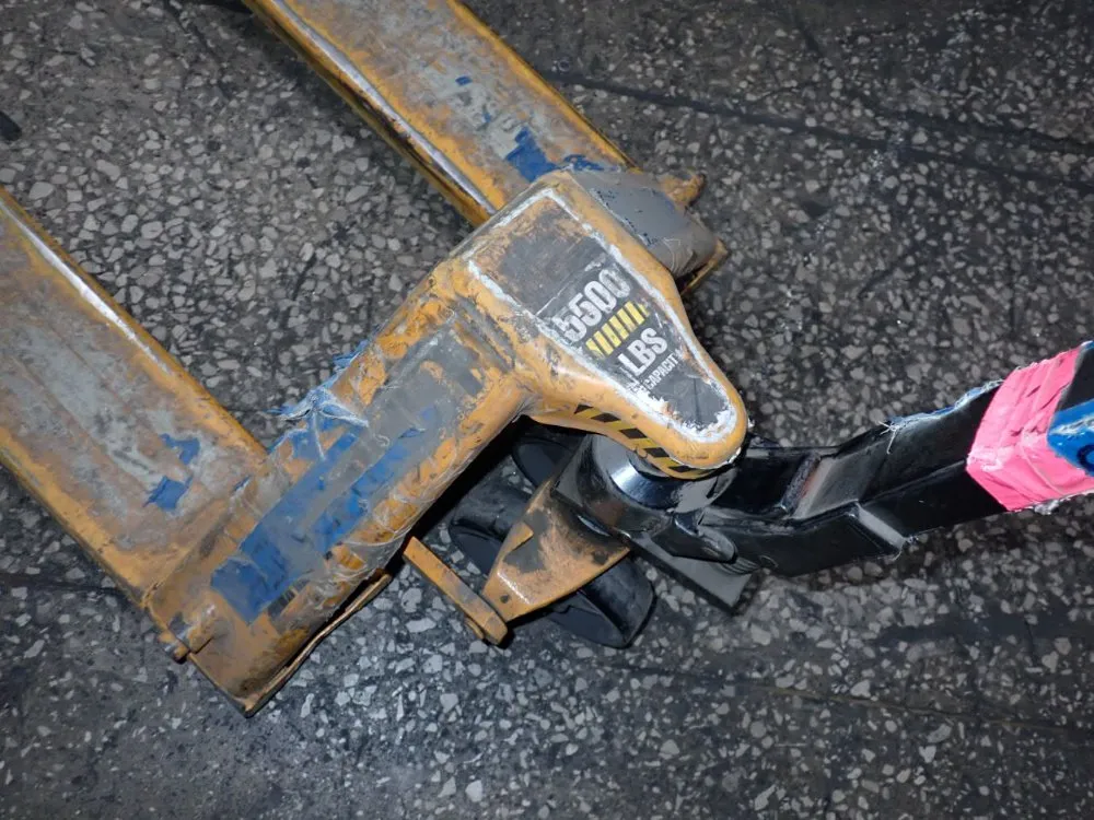 Lift-rite 5500 Lbs Pallet Jack - Titan