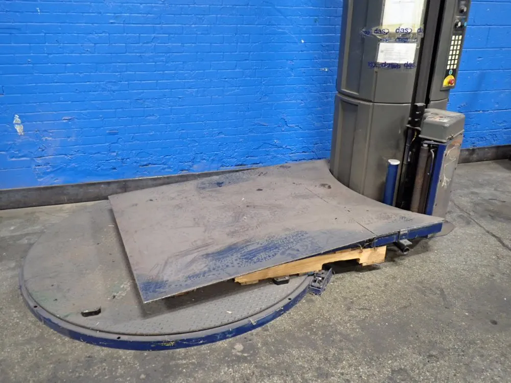 Lantech Stretch Wrapper - Q300xt