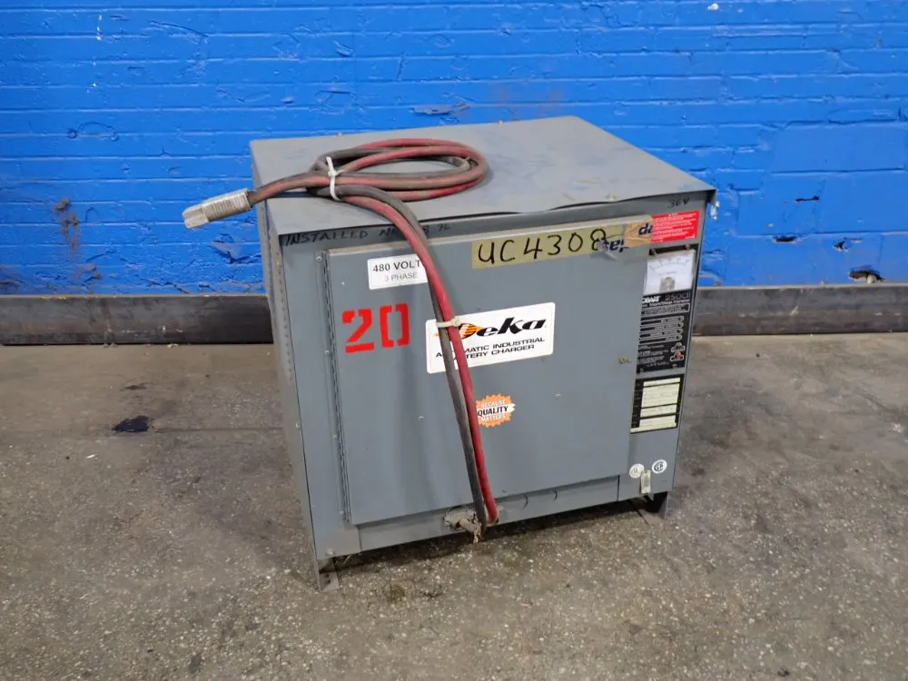 Deka 36 V / 881-1050 Ah Battery Charger - 18c3-1050