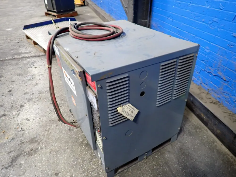 Deka 36 V / 881-1050 Ah Battery Charger - 18c3-1050