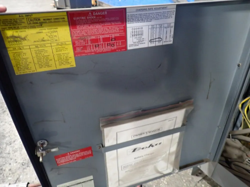 Deka 36 V / 881-1050 Ah Battery Charger - 18c3-1050