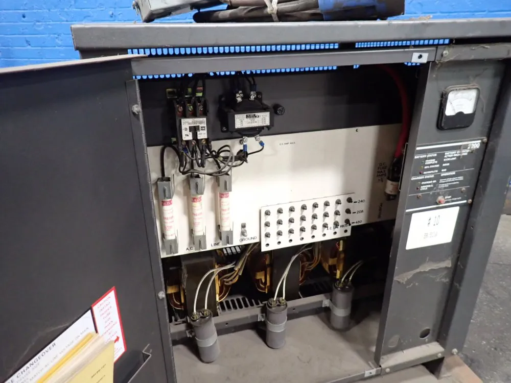 Kw Battery Co. 24 V / 726-1050 Ah Battery Charger - 12-1050f3b9-22