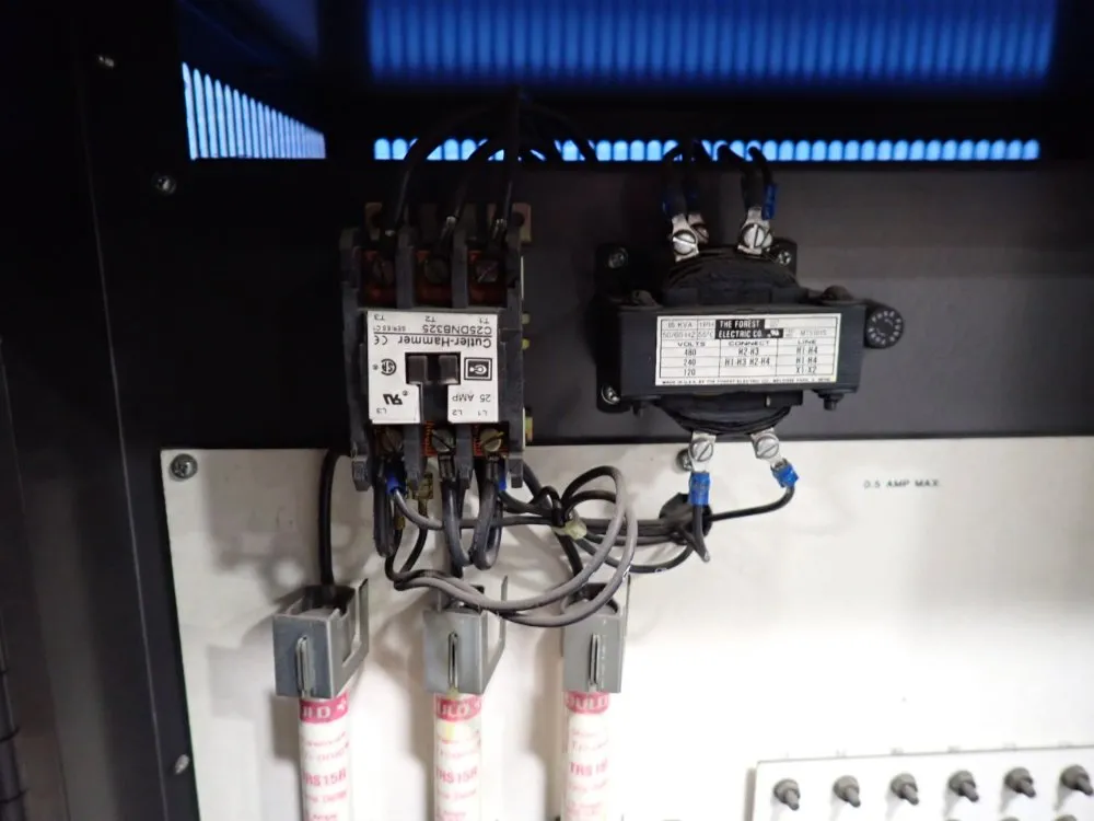 Kw Battery Co. 24 V / 726-1050 Ah Battery Charger - 12-1050f3b9-22