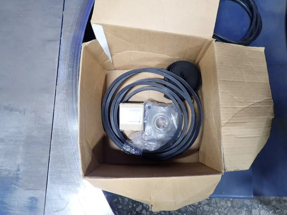 Lantech 70" X 48" Stretch Wrapper - Q300xt