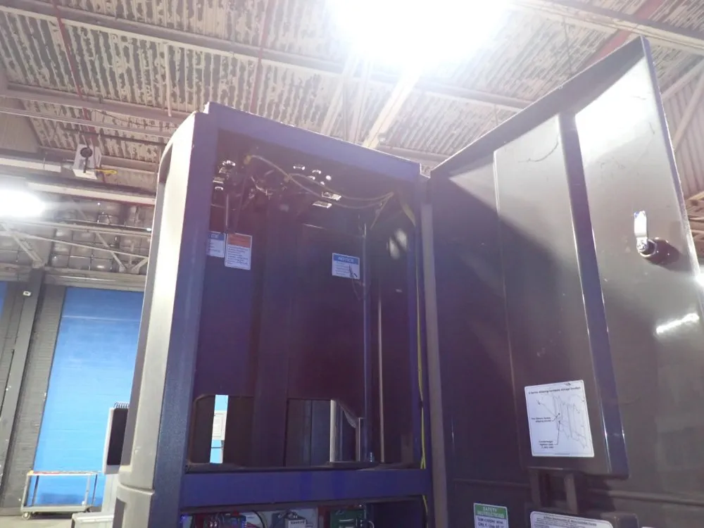 Lantech 70" X 48" Stretch Wrapper - Q300xt