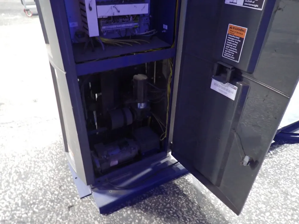 Lantech 70" X 48" Stretch Wrapper - Q300xt