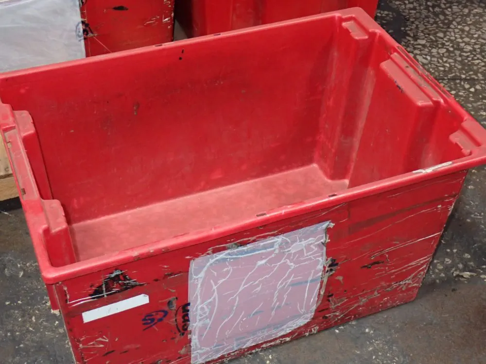 25" X 18" X 14" Plastic Totes