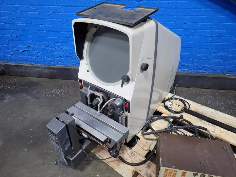 Gage Master Corporation 13" Optical Comparator - 201gnc