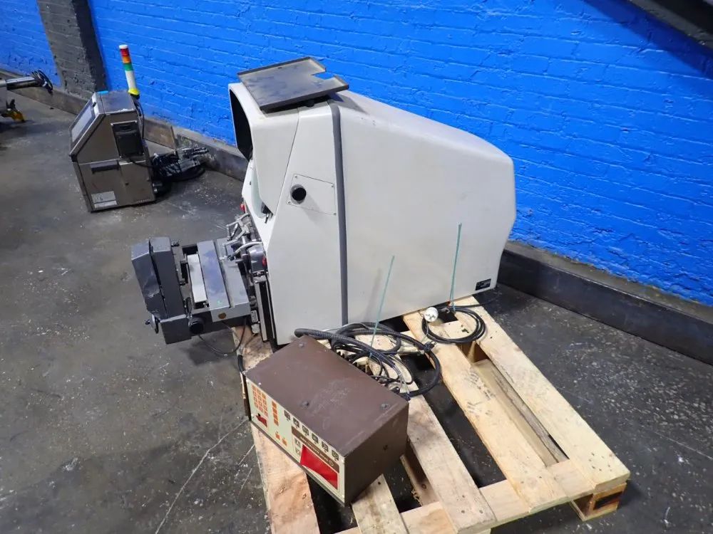 Gage Master Corporation 13" Optical Comparator - 201gnc