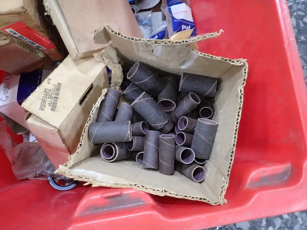 Hardware / Abrasives