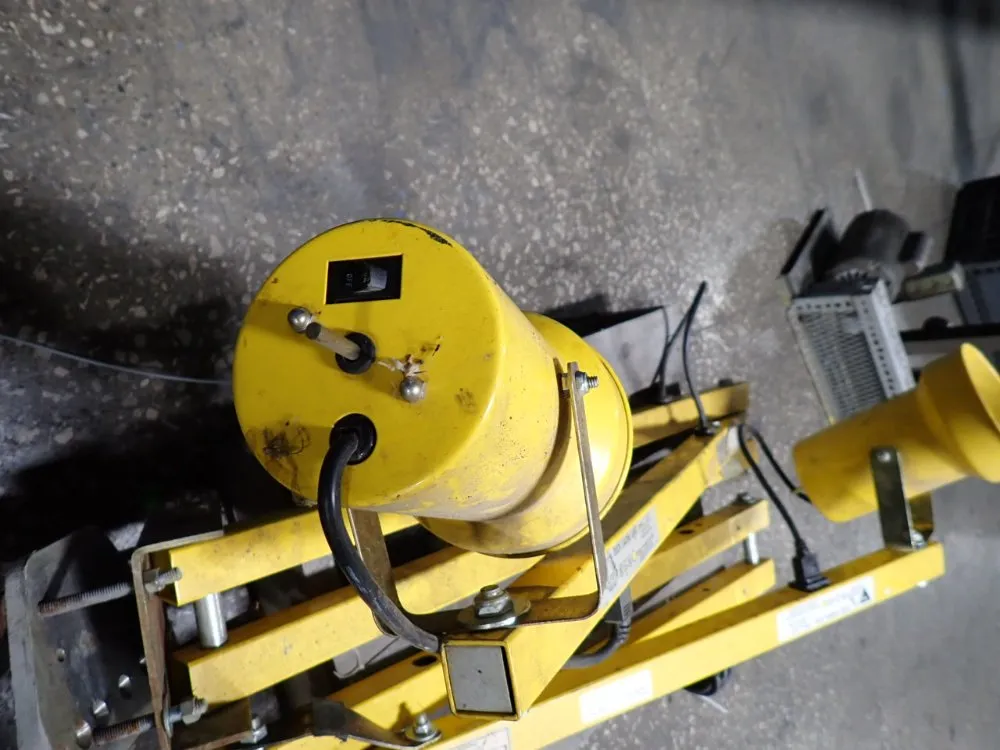 Tri Lite Dock Loading Lighting - Dl-60