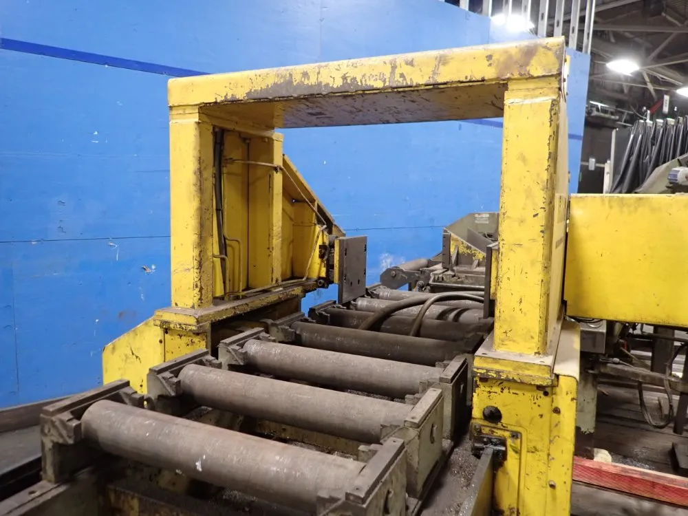 Armstrong-blum 22 1/2" Vertical Band Saw - 2125ts