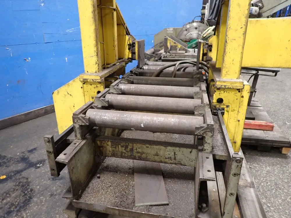 Armstrong-blum 22 1/2" Vertical Band Saw - 2125ts