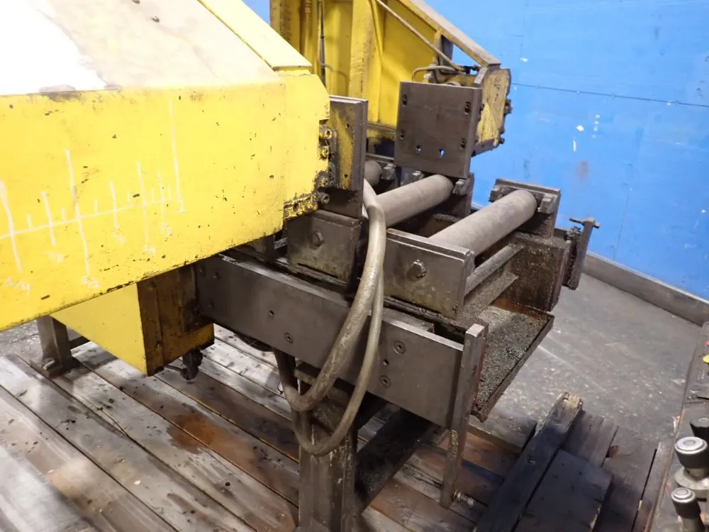 Armstrong-blum 22 1/2" Vertical Band Saw - 2125ts