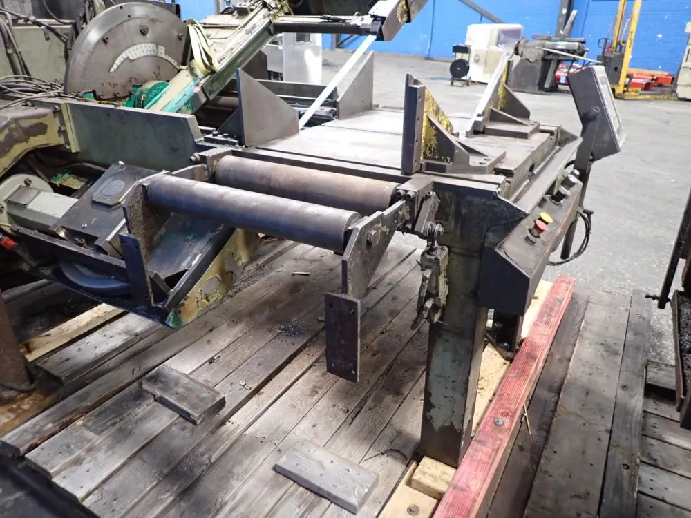 Armstrong-blum 22 1/2" Vertical Band Saw - 2125ts